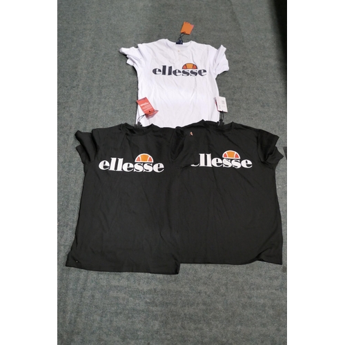 3198 - Assorted lady's t-shirts including Ellesse - mixed sizes and colours * This lot is subject to VAT