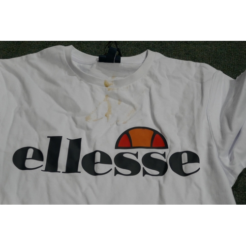 3198 - Assorted lady's t-shirts including Ellesse - mixed sizes and colours * This lot is subject to VAT