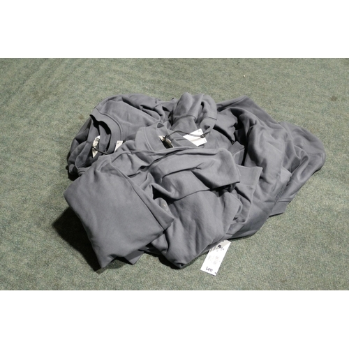 3200 - A quantity of lady's grey Lee jumpers - mixed sizes * This lot is subject to VAT