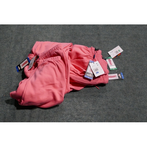 3203 - A quantity of lady's pink Ellesse joggers - mixed sizes * This lot is subject to VAT