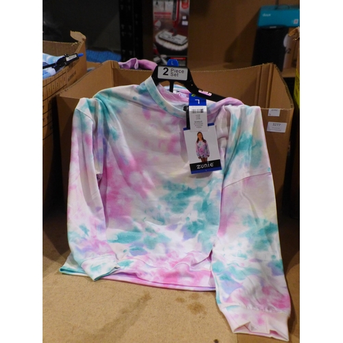 3277 - A quantity of kid's tie-dye clothing sets - size L * This lot is subject to VAT