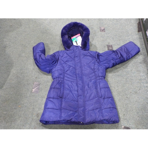 3287 - Five navy kid's hooded coats - size XL * This lot is subject to VAT