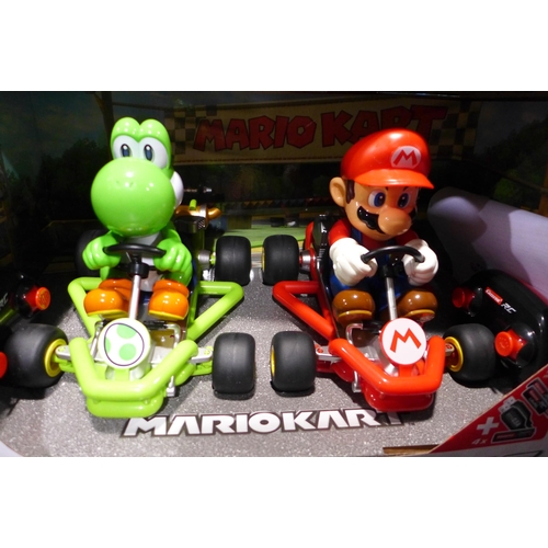 3353 - Mario Kart R/C Racing Set - Mario and Yoshi (312-266) * This lot is subject to VAT