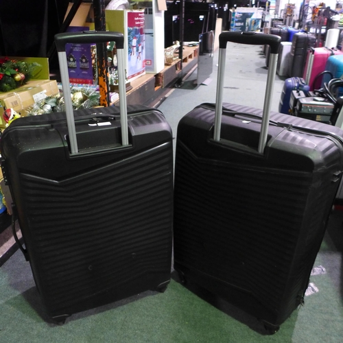 3416 - 2 American Tourister Jetdriver Large 79Cm  4 wheel spinner Cases - Damaged Zip (311-441,442)    * Th... 