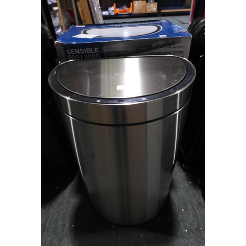 3431 - Stainless steel motion sensor bin (312-813)  * This lot is subject to vat