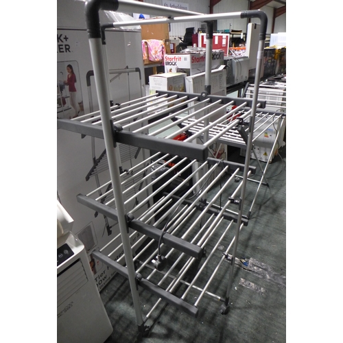 3436 - Black and Decker 3 tier heated airer (312-814)  * This lot is subject to vat