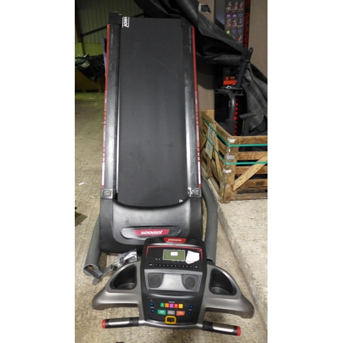 3443 - Johnson 8.1T Fitness Treadmill, original RRP £549.99 + VAT (312-47) * This lot is subject to VAT