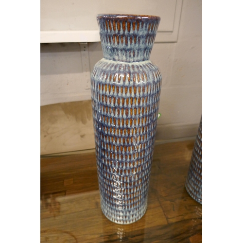 1322 - A large handcrafted fluted vase H43cms (2061013)   *