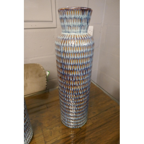 1323 - A large handcrafted fluted vase H43cms (2061013)   *