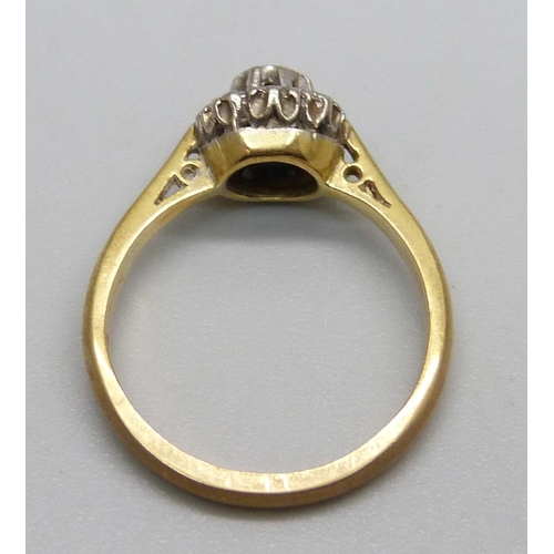 1039 - An 18ct gold and diamond ring, 3.2g, K