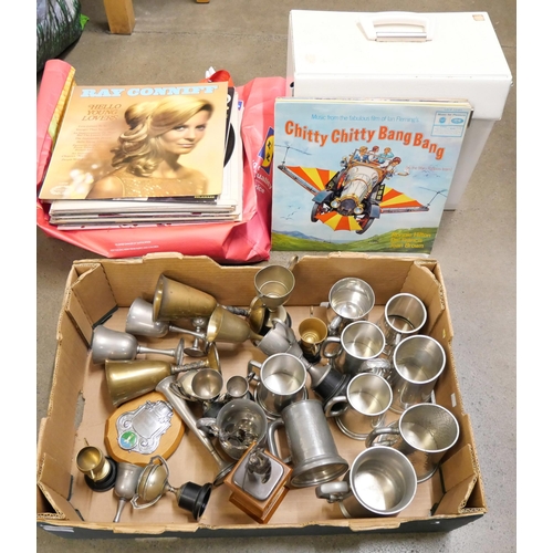 1065 - A golfing trophy and a box of metal wares, pewter, brass, etc., and a collection of LP records **PLE... 