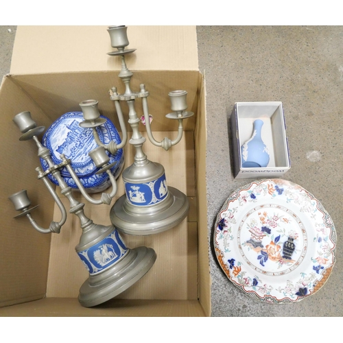 1093 - A collection of mixed china including Maling ware, Wedgwood Jasperware vase, boxed and a pair of can... 