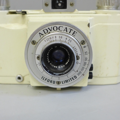 613 - Two cream Ilford Advocate cameras
