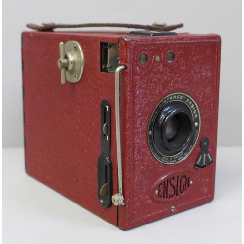 614 - An 'All-Distance' Ensign box camera