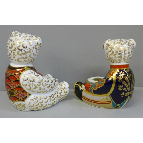 643 - Two Royal Crown Derby Teddy paperweights including An Exclusive Collectors Guild, both with gold sto... 