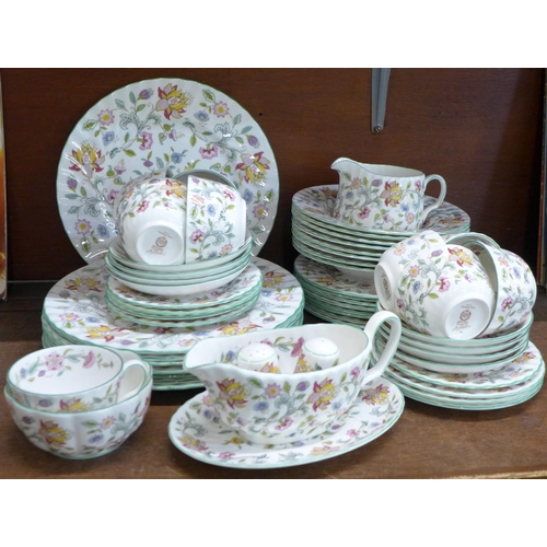 672 - An eight setting Minton Haddon Hall tea and dinner service **PLEASE NOTE THIS LOT IS NOT ELIGIBLE FO... 