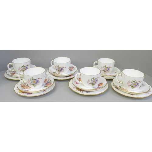 706 - A Royal Crown Derby Derby Posies six setting tea set