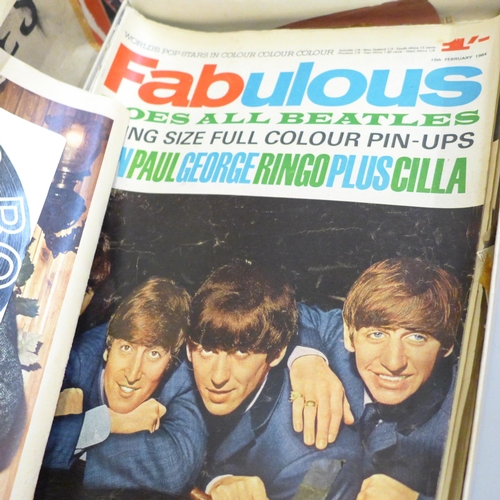 709 - The Beatles memorabilia including photographs, magazines, scrapbook and The Beatles holographic pend... 