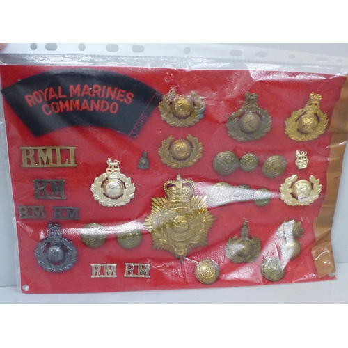 711 - Royal Marines badges and buttons