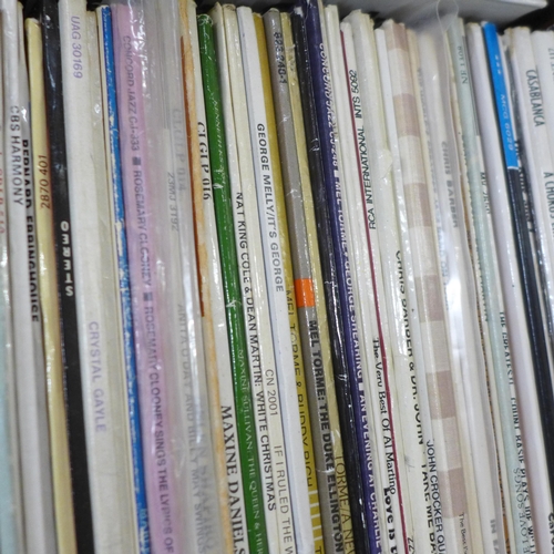 803 - A large collection of mainly jazz LP records, Big Band, swing, contemporary, easy listening and clas... 