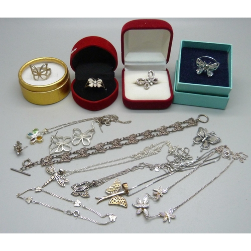 922 - A collection of silver butterfly jewellery, including four boxed rings