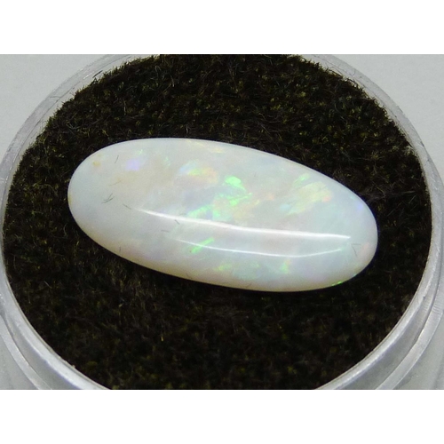 956 - An unmounted opal and rose quartz, opal 0.9g and 19mm