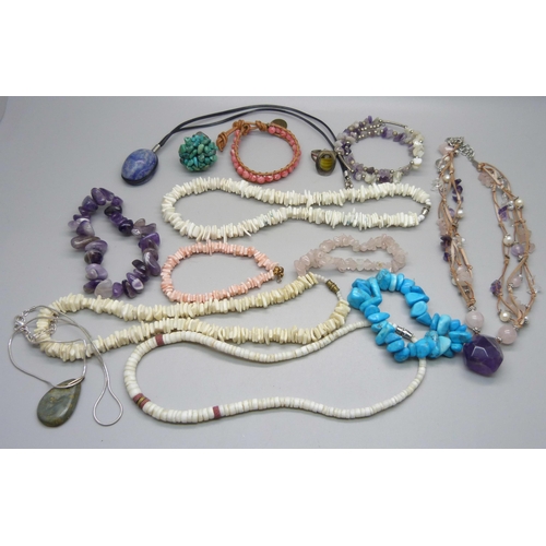 982 - A collection of semi-precious stone jewellery