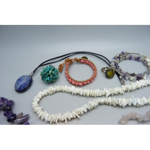 982 - A collection of semi-precious stone jewellery