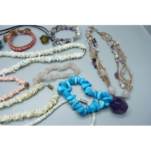 982 - A collection of semi-precious stone jewellery