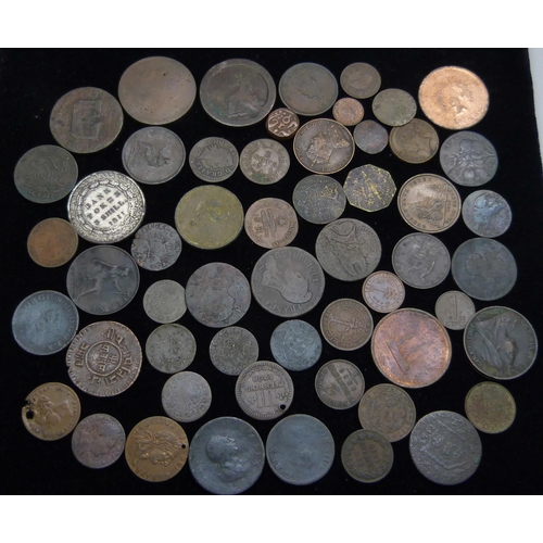 993 - A collection of assorted old bronze coins and tokens