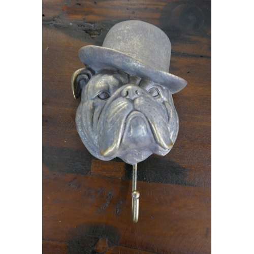 1487 - A set of Dapper Dog hooks (369846019)