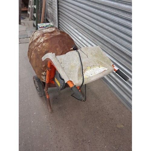 2259 - A Belle Group Minimix 150 136L max drum capacity cement mixer