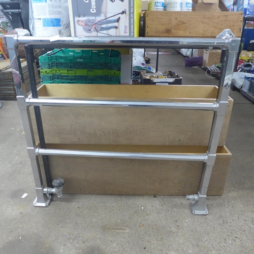 2312 - A chrome towel rail