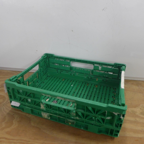 2333 - Ten stacking green plastic crates