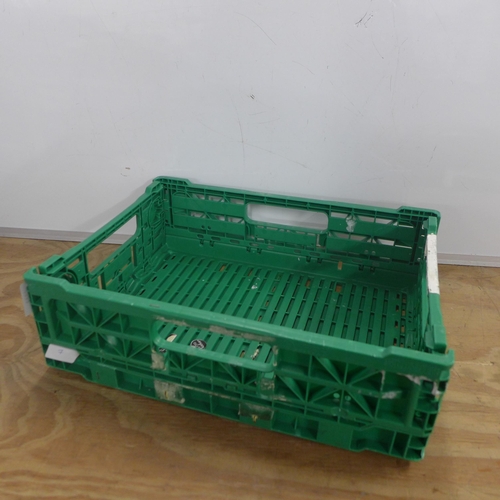 2339 - Ten stacking green plastic crates