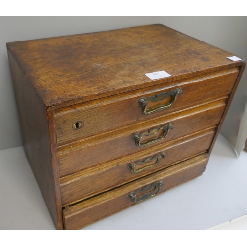 342 - A Victorian beech table top chest