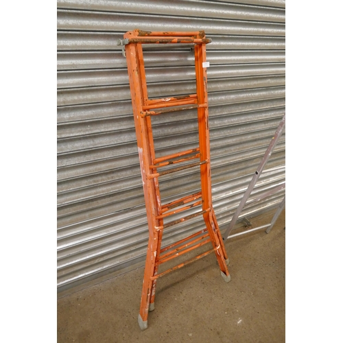 2266 - Two step ladders and a decorator's trestle