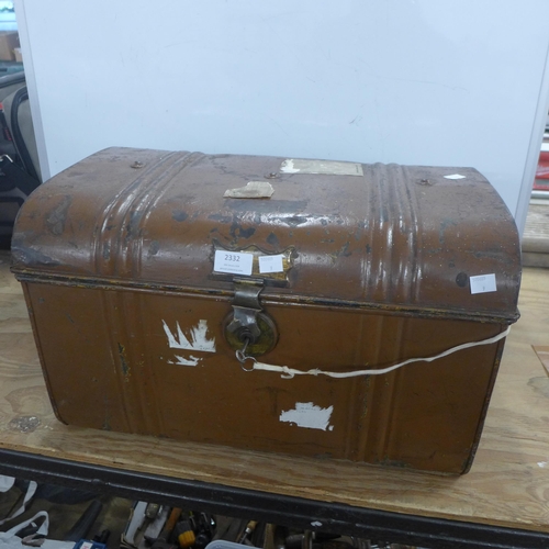 2332 - Steel trunk with key