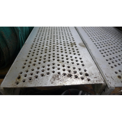 2369 - A set of stainless van ramps with 200kg load capacity