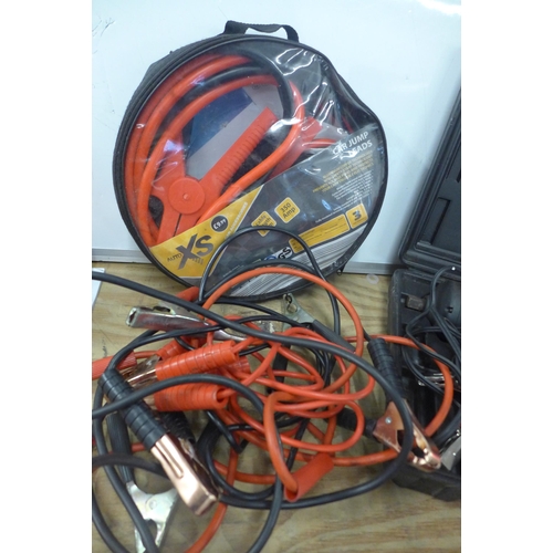 2413 - A container of car accessories; bluetooth radio - W, tow bar, tow rope, yellow flashing beacon, thre... 