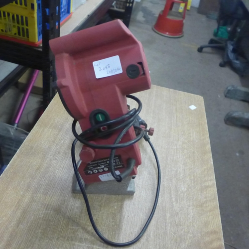 2088 - An Oregon 85w 230v electric chainsaw sharpener