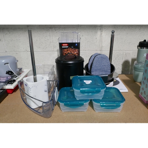 3016 - Quantity of household items including various storage and caddies * this lot is subject to VAT