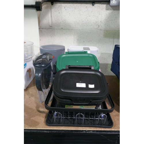 3019 - Assorted caddies, storage, water filters inc Philips / Brita * this lot is subject to VAT
