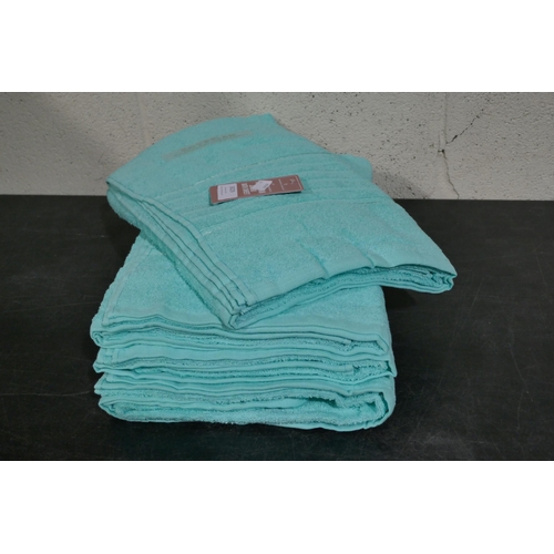 3029 - Four Egyptian cotton jumbo bath sheets - 80 x 170cms * this lot is subject to VAT