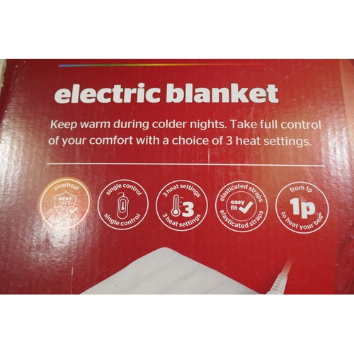 3037 - Silentnight Comfort Control double electric blanket - 120 x 135cm * this lot is subject to VAT
