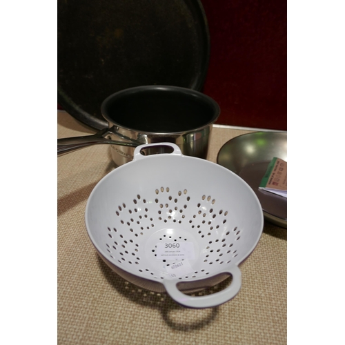 3060 - Assorted frying, saucepans and a mini colander * This lot is subject to VAT