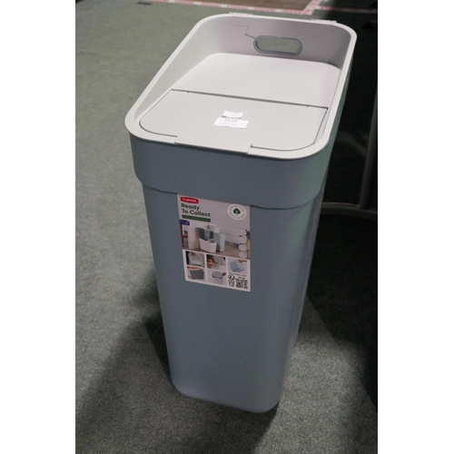 3124 - Curver grey waste bin * This lot is subject to VAT