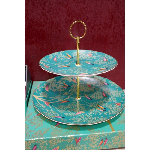 3130 - Sara Miller portmeirion set of four Espresso cups and cake stand * This lot is subject to VAT