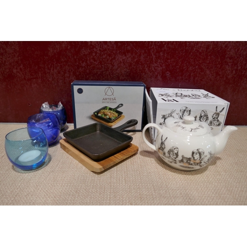 3152 - Alice In Wonderland mini teapot, mini frying pan and three candle holders * This lot is subject to V... 