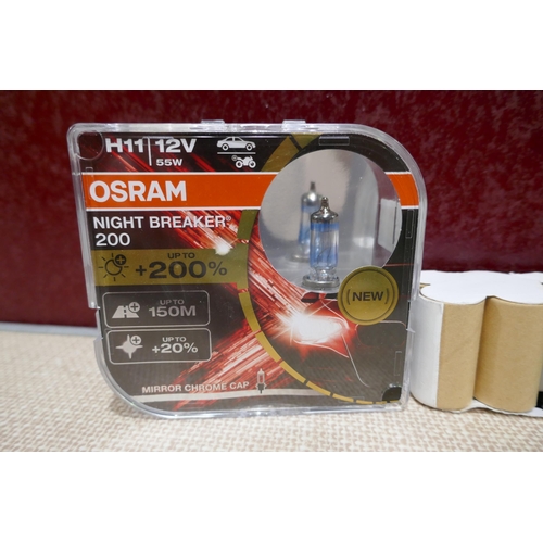 3160 - Osram car light bulbs and Rechargeable battery Pack * This lot is subject to VAT